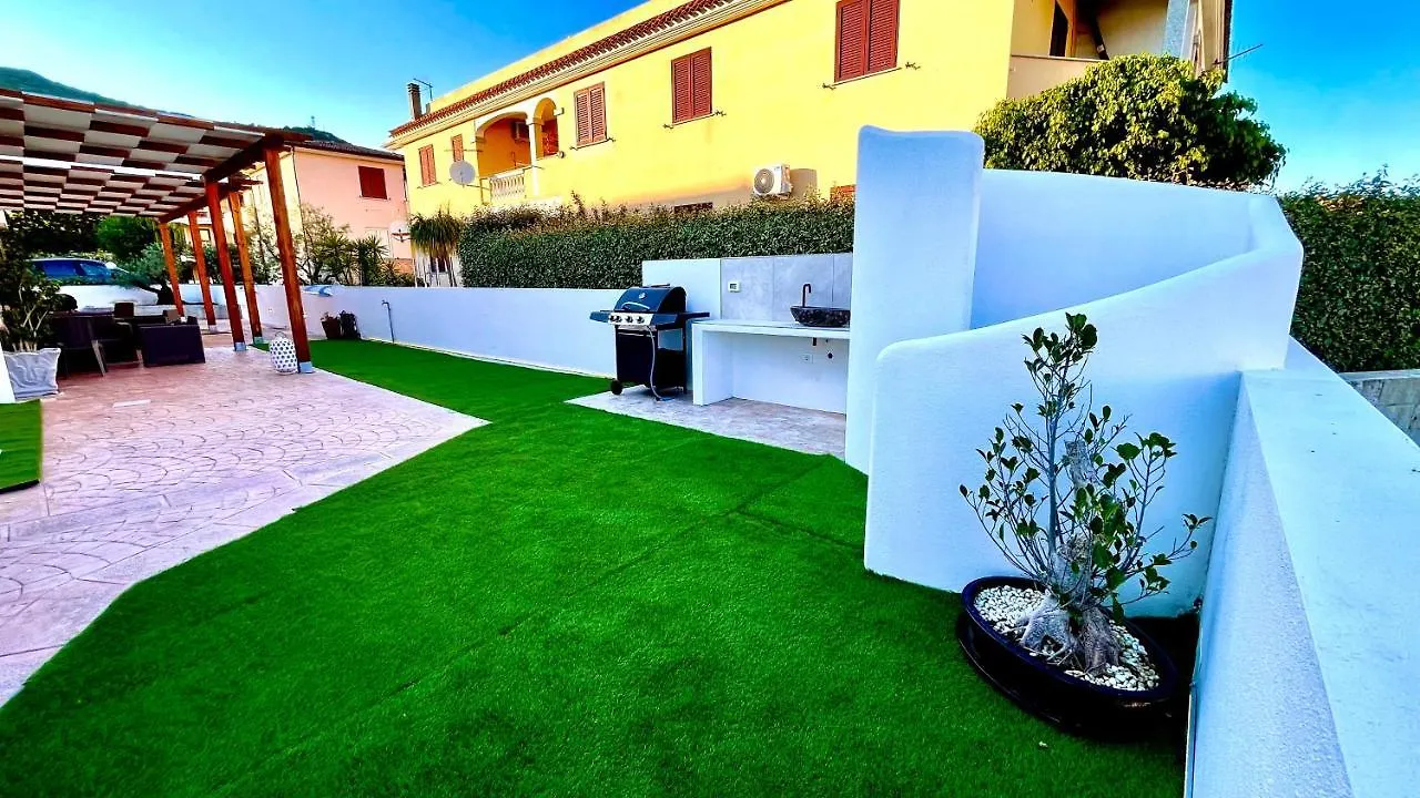 Le Residenze Del Mare Affittacamere La Caletta Casa de hóspedes