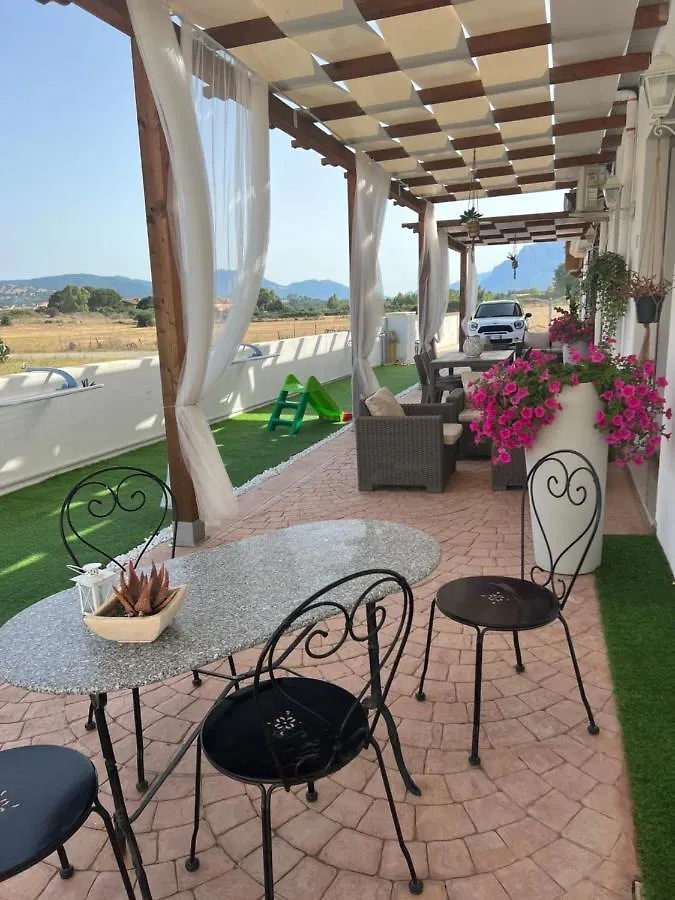 Le Residenze Del Mare Affittacamere La Caletta