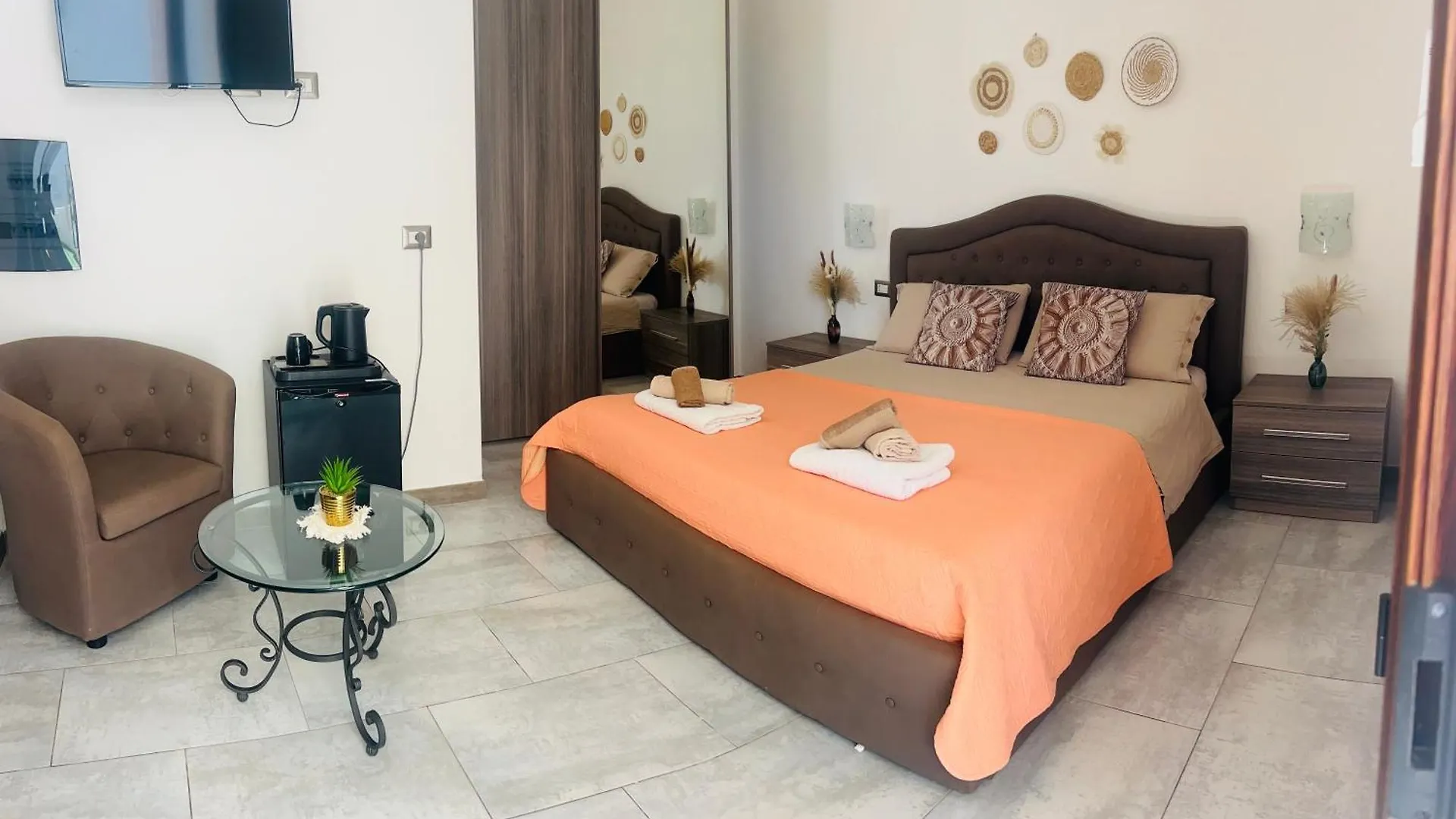 Le Residenze Del Mare Affittacamere لا كاليتا بيت ضيافة