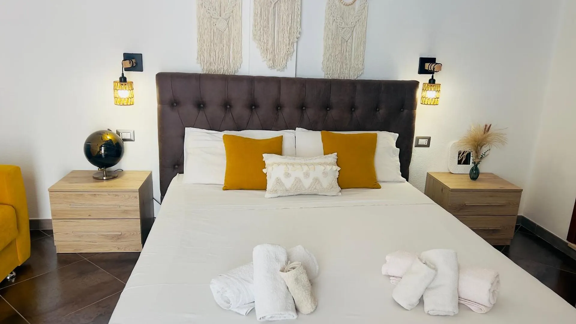Le Residenze Del Mare Affittacamere La Caletta 0*,  Itália